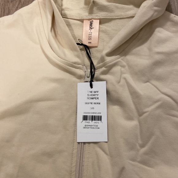 Smash and Tess BFF Shorty romper 2XS - Picture 2 of 2